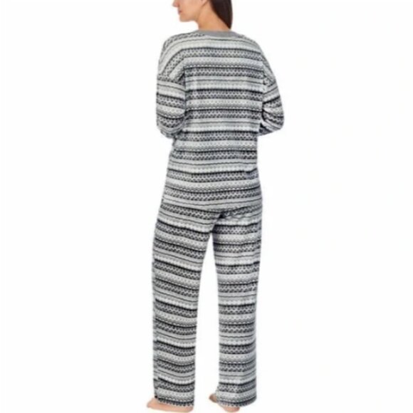 Nautica Ladies 2-piece Soft Fleece Pajamas Set, Gray Fair-Isle XS #340M - Picture 5 of 8